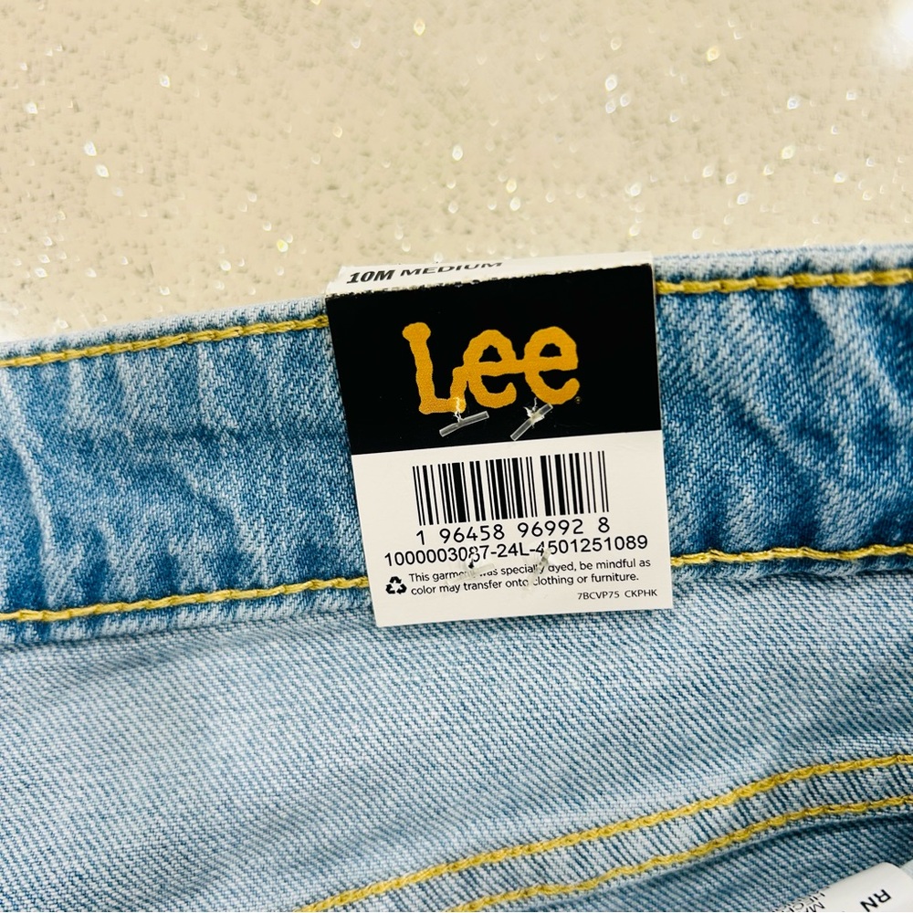Lee Legendary New Love Denim Shorts Mid Rise Women’s Size 10 Medium, 5” Inseam - Picture 6 of 15